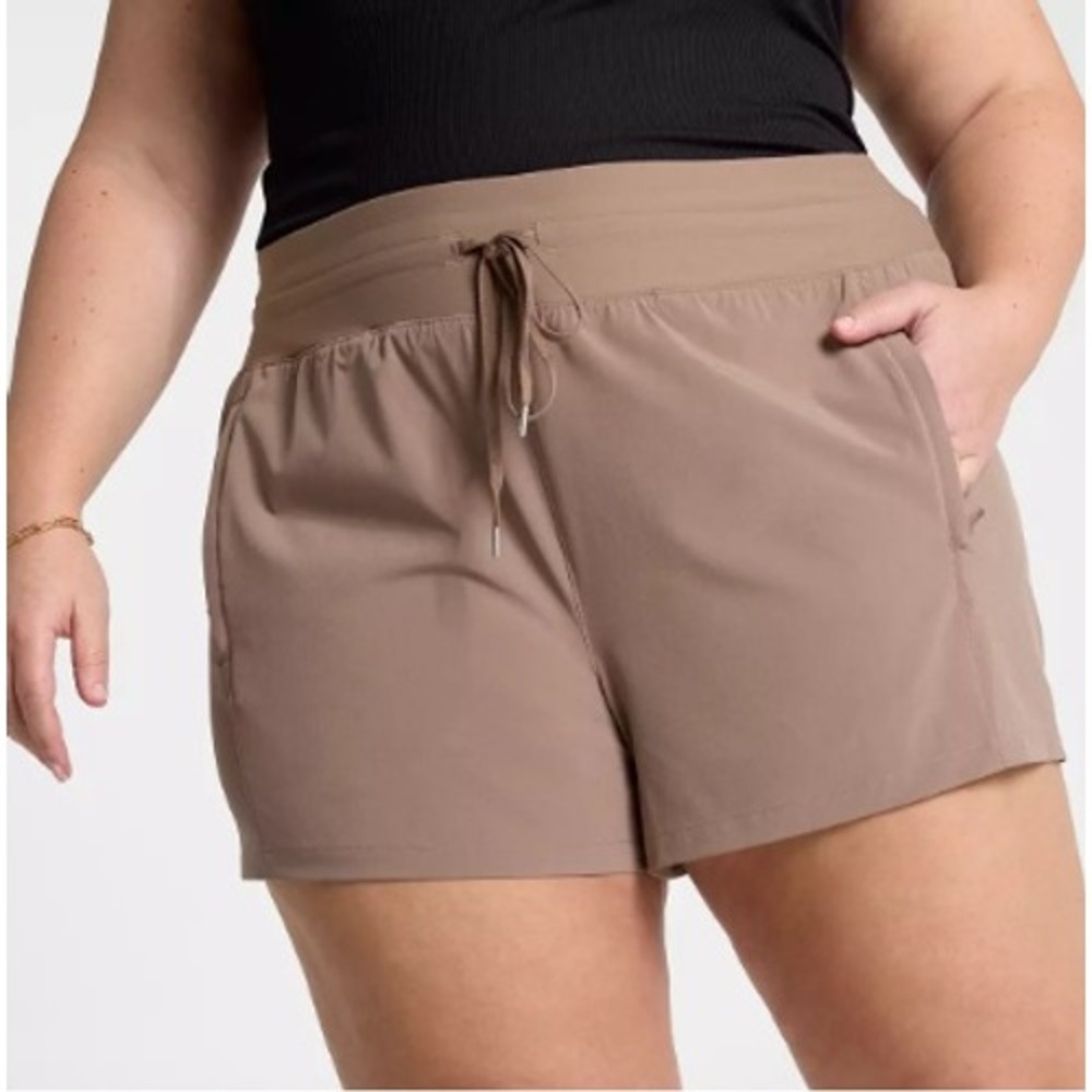 CALIA Effortless TrueLight 4" Shorts Womens XXL Sueded Brown Activewear - Picture 5 of 11